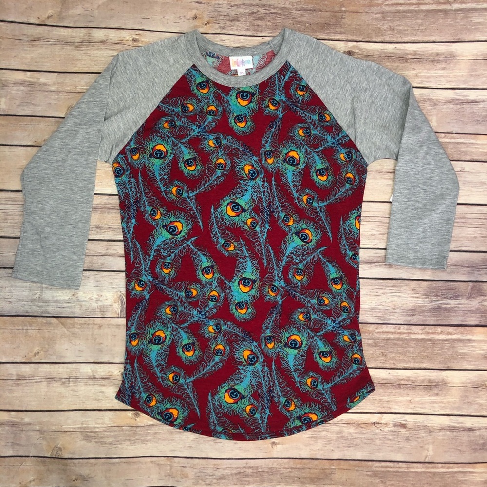 LULAROE || RANDY FEATHER SHIRT🦚